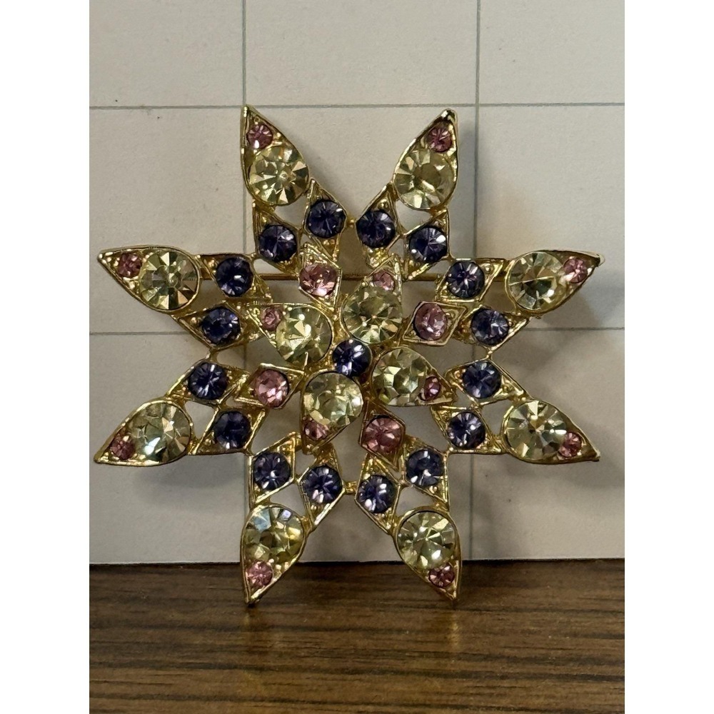 Vintage Graziano Aurora Borealis Rhinestone Starburst Flower Brooch Pin